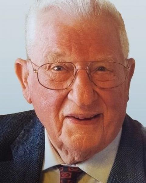 Louis MOYEN