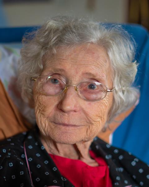 Lucienne LABAERE