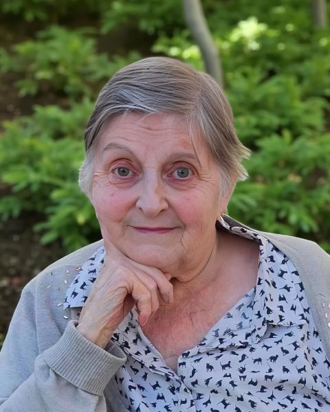 Francienne BISQUERET