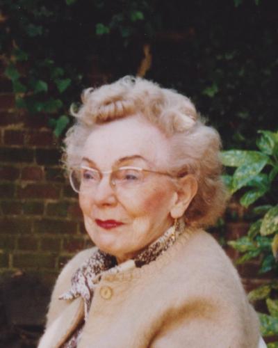 Emma DESLOGES